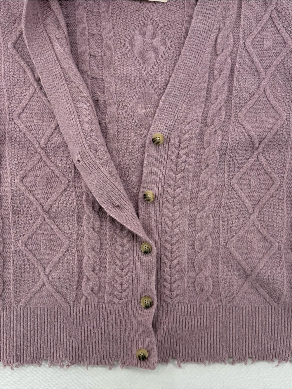 Lucky Brand Dusty Lilac Cable Knit Cardigan Sweater Medium Distressed Hem - Picture 12 of 15